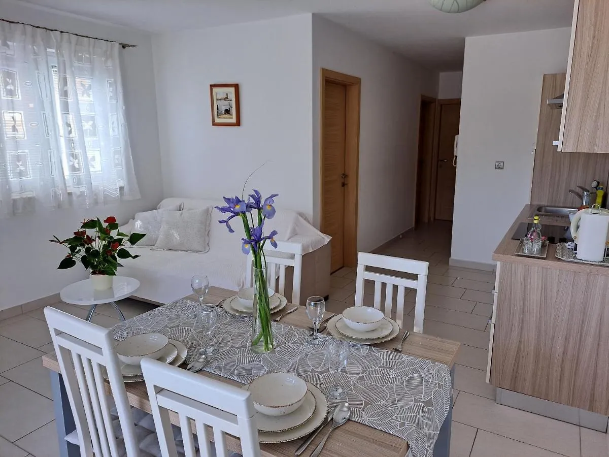 Apartments Fran Baska
