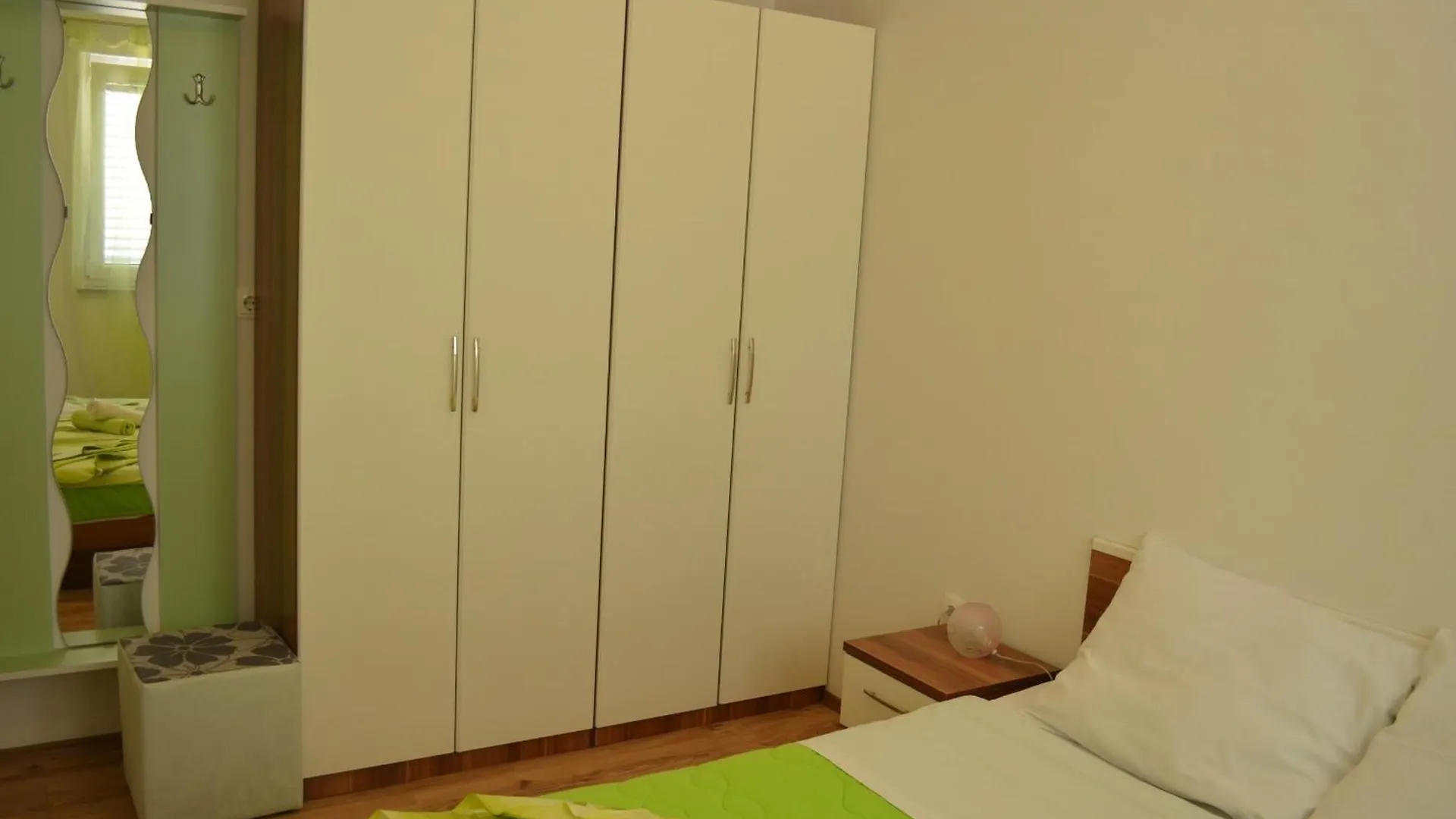 Apartments Fran Baska