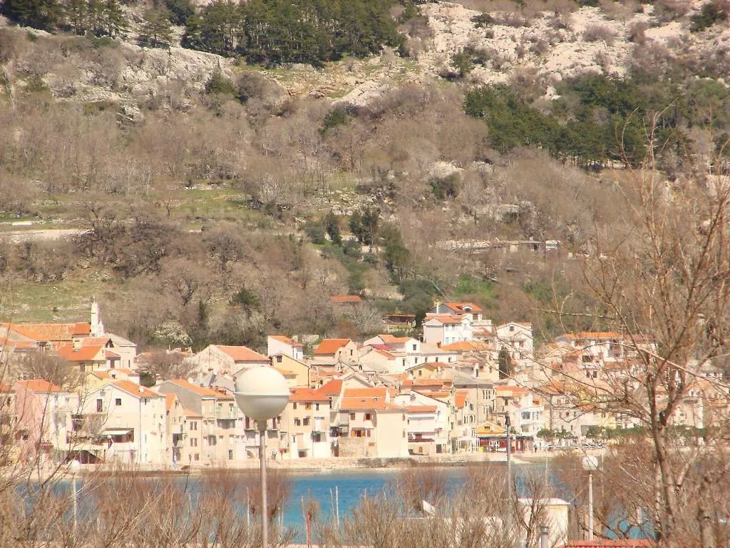 Apartments Fran Baska  Croatia