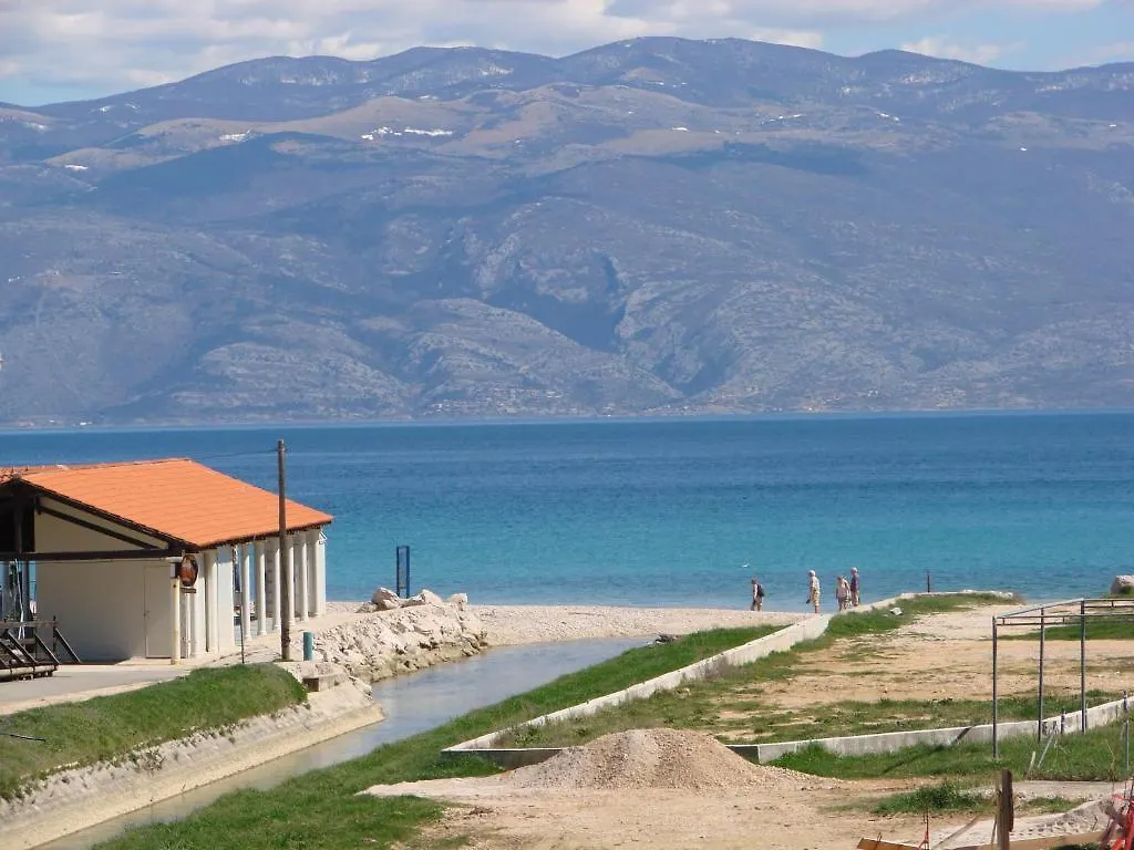 Apartments Fran Baska  Croatia